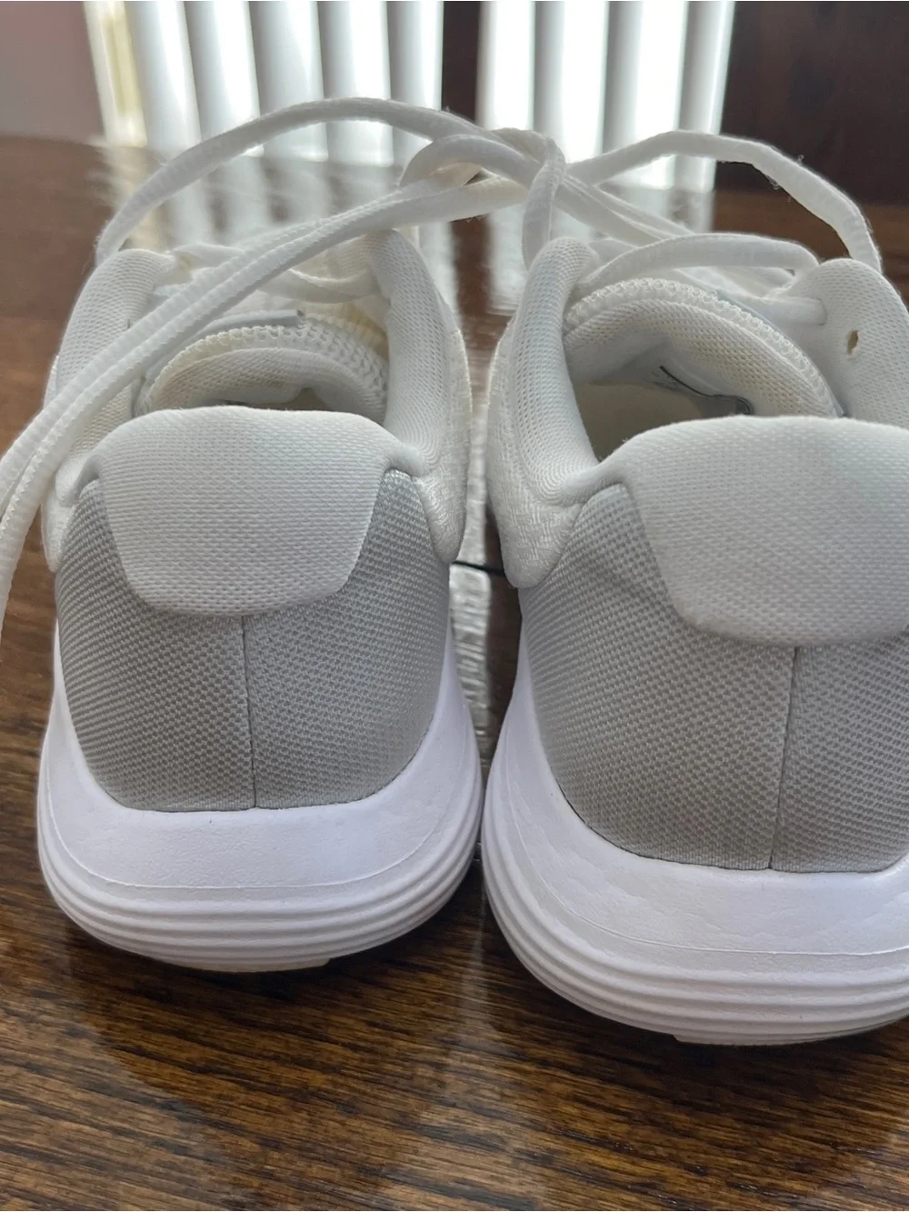Clean Nike Walk/ Run Shoes